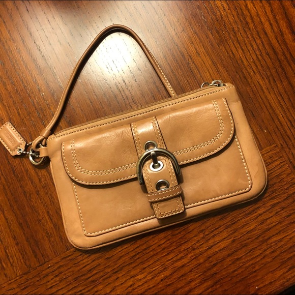 Coach wristlet - Picture 1 of 4